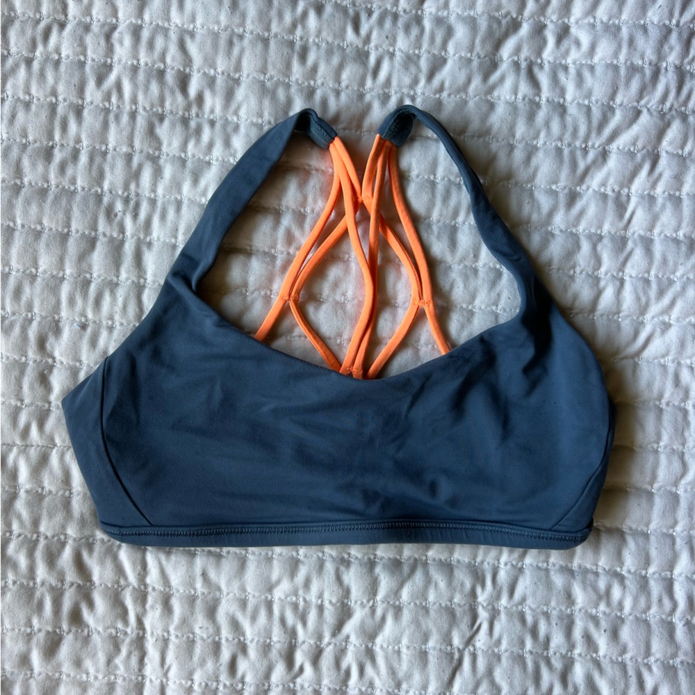 Gray and orange lululemon sports bra🧡🔘